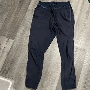 Lululemon light weight jogger